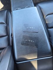 2018 Tesla Model 3 Long Range Battery - Interior Steering Wheel With Keys Image