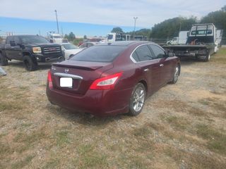 2010 Nissan Maxima 3.5 SV w/Premium Pkg - Exterior Rear Right Corner Image