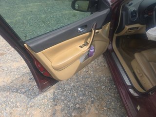 2010 Nissan Maxima 3.5 SV w/Premium Pkg - Driver's Front Door Image