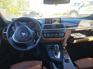 2018 BMW 328d 328d xDrive - Interior Full Dashboard Image