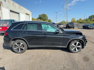 2021 Mercedes-Benz GLC 300 GLC 300 - Exterior Side Passenger
