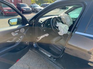 2021 Mercedes-Benz GLC 300 GLC 300 - Driver's Front Door Image