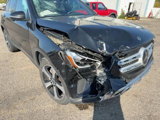 2021 Mercedes-Benz GLC 300 GLC 300 - Primary Damage Straight On Image