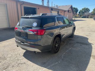 2019 GMC Acadia SLT - Exterior Rear Right Corner Image