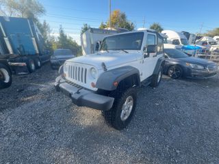 2013 Jeep Wrangler Sport - Primary Damage Right Image
