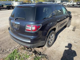 2015 GMC Acadia SLE - Exterior Rear Right Corner Image