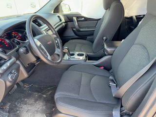 2015 GMC Acadia SLE - Interior Front Seat Image