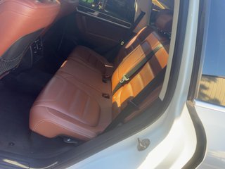 2015 Volkswagen Touareg Lux - Interior Rear Seat Image