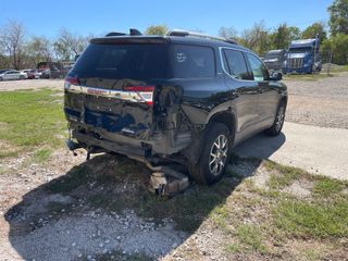 2023 GMC Acadia SLT - Exterior Rear Right Corner Image