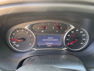 2023 GMC Acadia SLT - Interior Instrument Cluster / Odometer Image