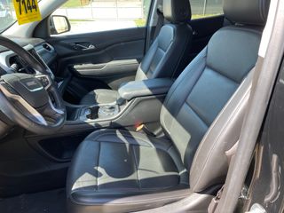 2023 GMC Acadia SLT - Interior Front Seat Image