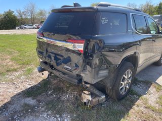 2023 GMC Acadia SLT - Primary Damage Right Image