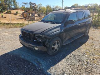 2006 Chevrolet TrailBlazer EXT LT - Exterior Front Left Corner Image