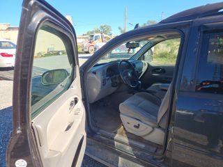 2006 Chevrolet TrailBlazer EXT LT - Driver's Front Door Image