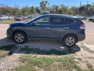 2016 Nissan Rogue Select SV - Exterior Side Driver Image