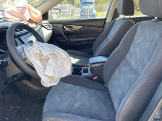 2016 Nissan Rogue Select SV - Interior Front Seat Image