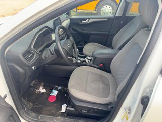 2021 Ford Escape SE - Interior Front Seat Image