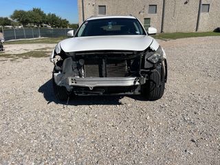 2016 INFINITI QX70 - Exterior Front Center Image