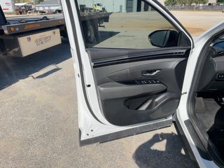2022 Hyundai Tucson Limited - Driver's Front Door Image