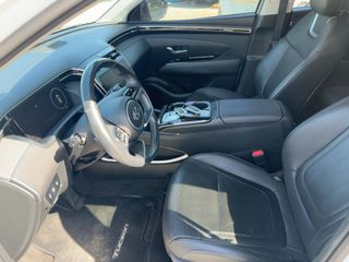 2022 Hyundai Tucson Limited - Interior Front Seat Image