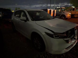 2025 Mazda CX-5 2.5 S Preferred Package - Exterior Front Right Corner Image