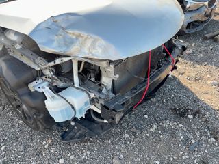 2015 Toyota Camry LE - Primary Damage Left Image