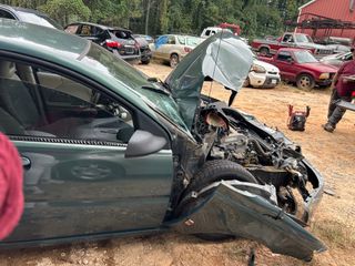 2007 Saturn ION ION 2 - Exterior Front Right Corner Image