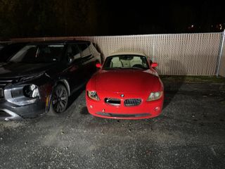 2004 BMW Z4 2.5i - Exterior Front Center Image