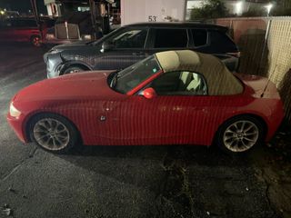 2004 BMW Z4 2.5i - Exterior Side Driver Image