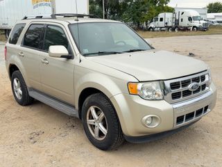 2011 Ford Escape Limited - Exterior Front Right Corner Image