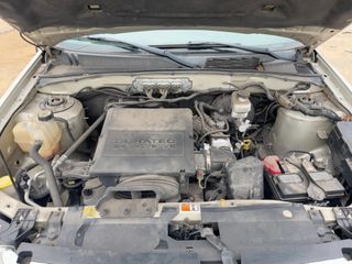 2011 Ford Escape Limited - Engine Compartment Image