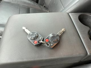 2011 Ford Escape Limited - Interior Steering Wheel With Keys Image