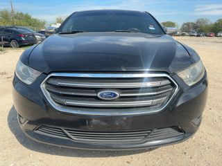 2018 Ford Taurus Limited - Exterior Front Center Image