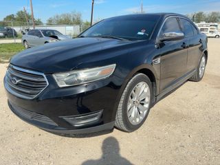 2018 Ford Taurus Limited - Exterior Front Left Corner Image