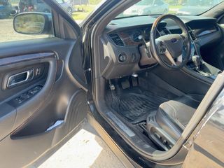 2018 Ford Taurus Limited - Driver's Front Door Image