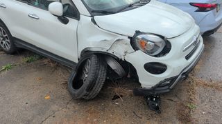 2016 FIAT 500X Trekking Plus - Exterior Front Right Corner Image