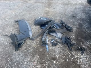 Vehicle Parts Image #1