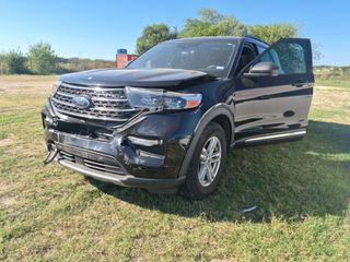 2020 Ford Explorer XLT - Exterior Front Left Corner Image