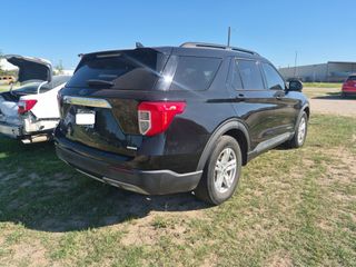 2020 Ford Explorer XLT - Exterior Rear Right Corner Image