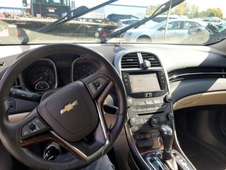 2013 Chevrolet Malibu ECO - Interior Full Dashboard Image