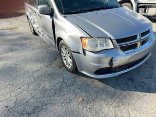 2013 Dodge Grand Caravan SXT - Primary Damage Right Image