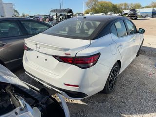 2025 Nissan Sentra SR - Exterior Rear Right Corner Image