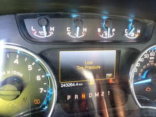 2012 Ford F-150 XLT - Interior Instrument Cluster / Odometer Image
