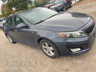 2015 Kia Optima LX - Exterior Front Right Corner Image