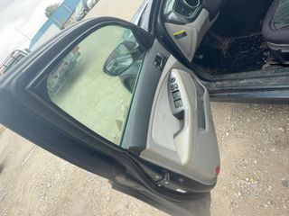 2015 Kia Optima LX - Driver's Front Door Image