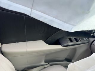 2013 Toyota Camry SEL - Driver's Front Door Image