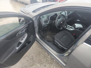 2017 Chevrolet Malibu LT - Driver's Front Door Image