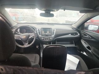 2017 Chevrolet Malibu LT - Interior Full Dashboard Image