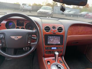 2004 Bentley Continental GT GT - Interior Full Dashboard Image