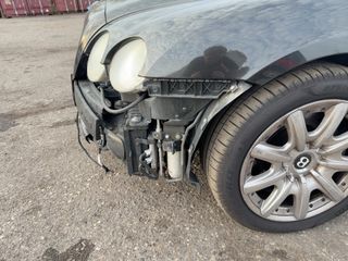 2004 Bentley Continental GT GT - Primary Damage Right Image